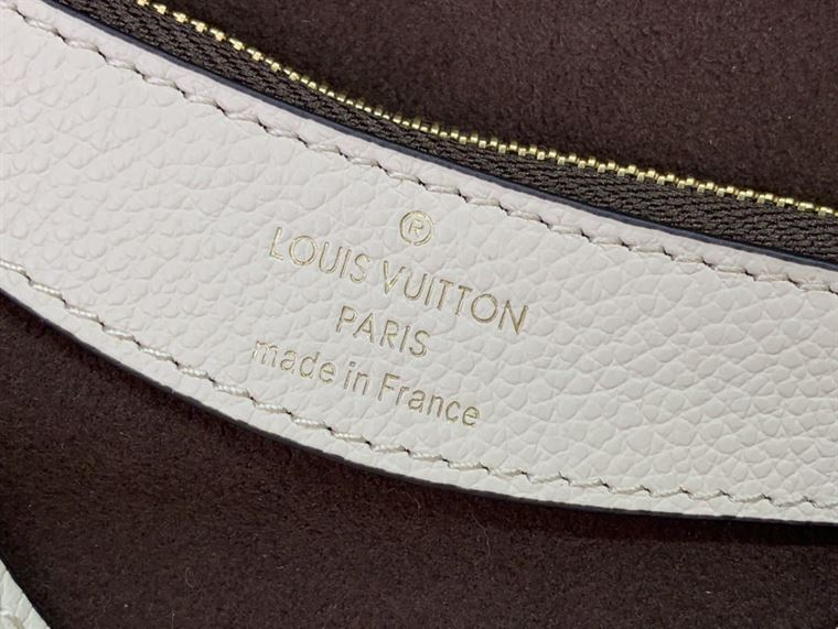 LOUIS VUITTON DIANE MONOGRAM EMPREINTE – LW113