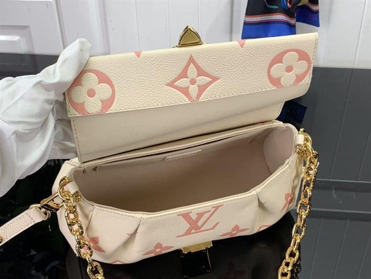 LOUIS VUITTON FAVORITE MONOGRAM EMPREINTE LEATHER – LW122