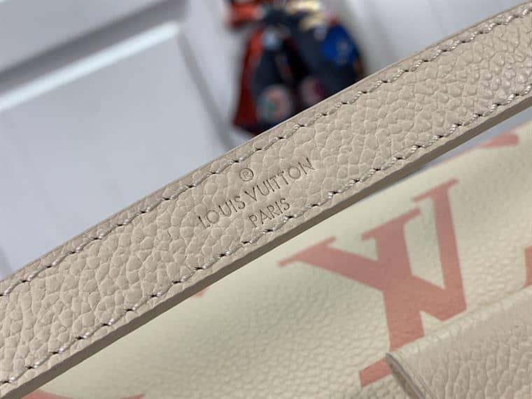 LOUIS VUITTON FAVORITE MONOGRAM EMPREINTE LEATHER – LW122