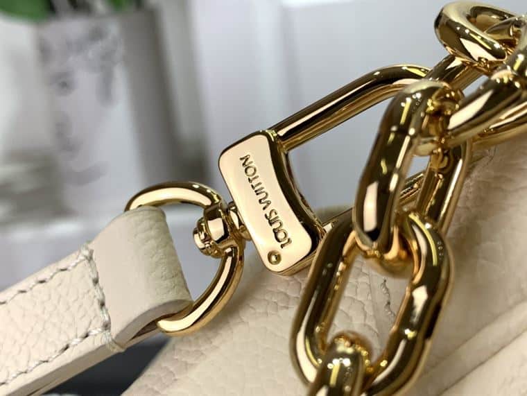 LOUIS VUITTON FAVORITE MONOGRAM EMPREINTE LEATHER – LW122