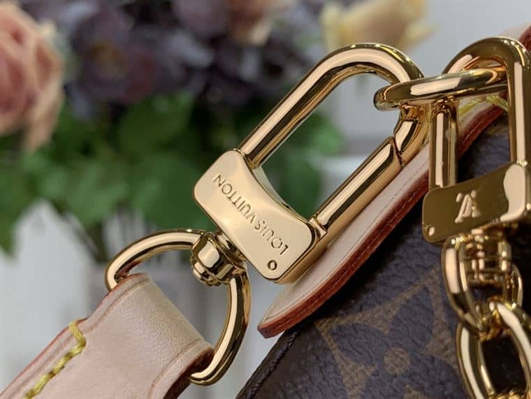 LOUIS VUITTON LV X YK BOULOGNE MONOGRAM – LW111