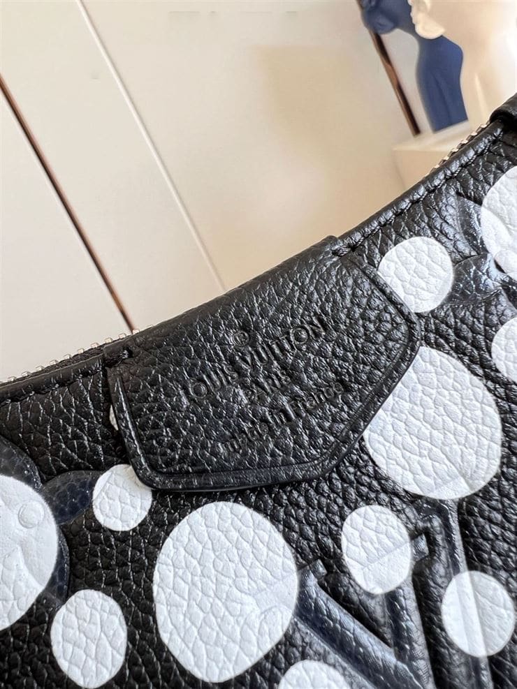 LOUIS VUITTON LV X YK EASY POUCH ON STRAP MONOGRAM EMPREINTE – LW074