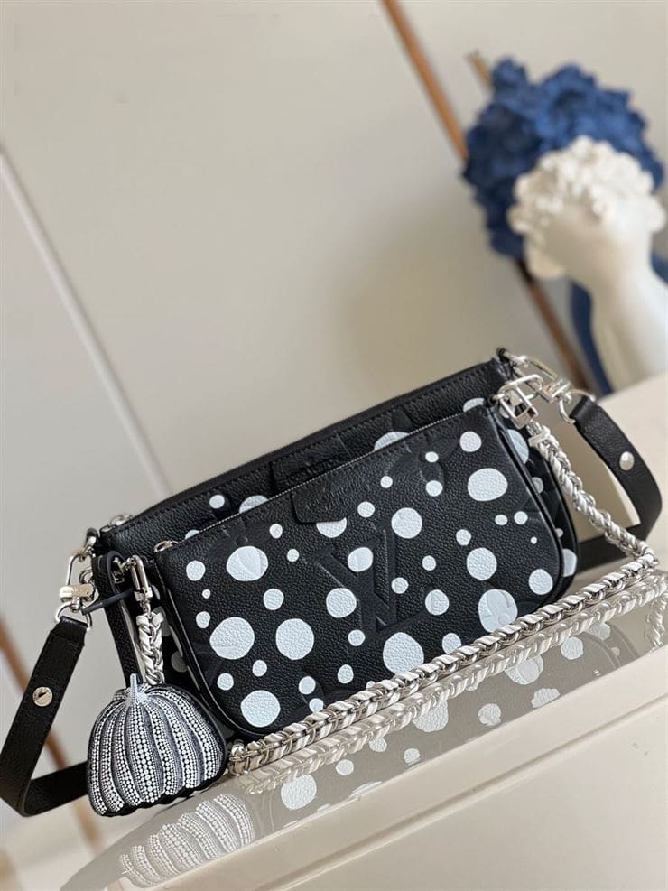 LOUIS VUITTON LV X YK MULTI POCHETTE ACCESSOIRES MONOGRAM EMPREINTE – LW077