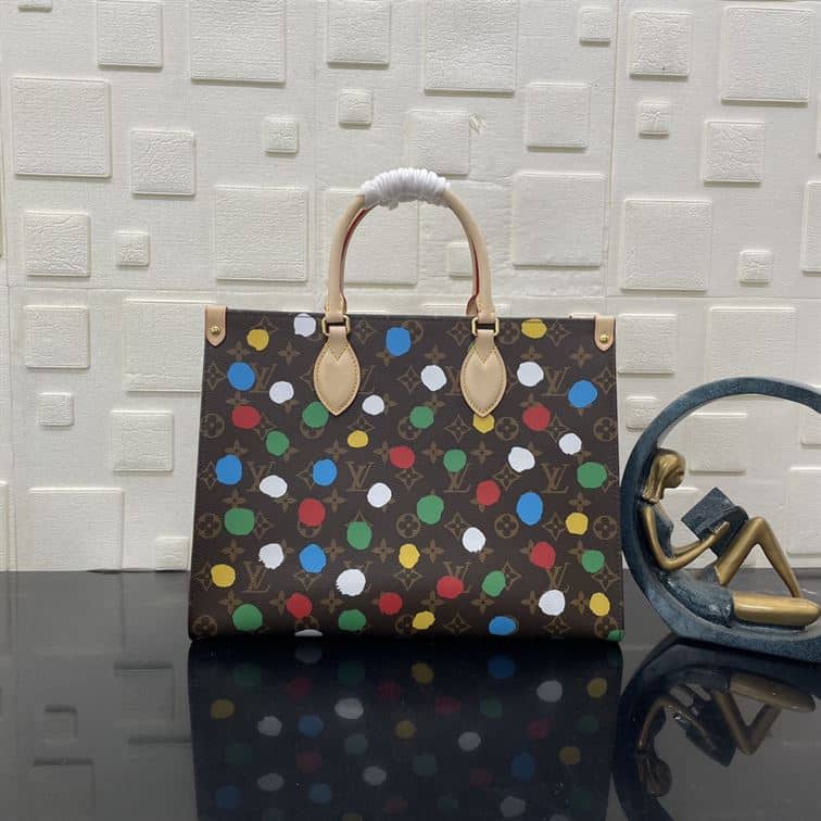 LOUIS VUITTON LV X YK ONTHEGO MM MONOGRAM – LW119