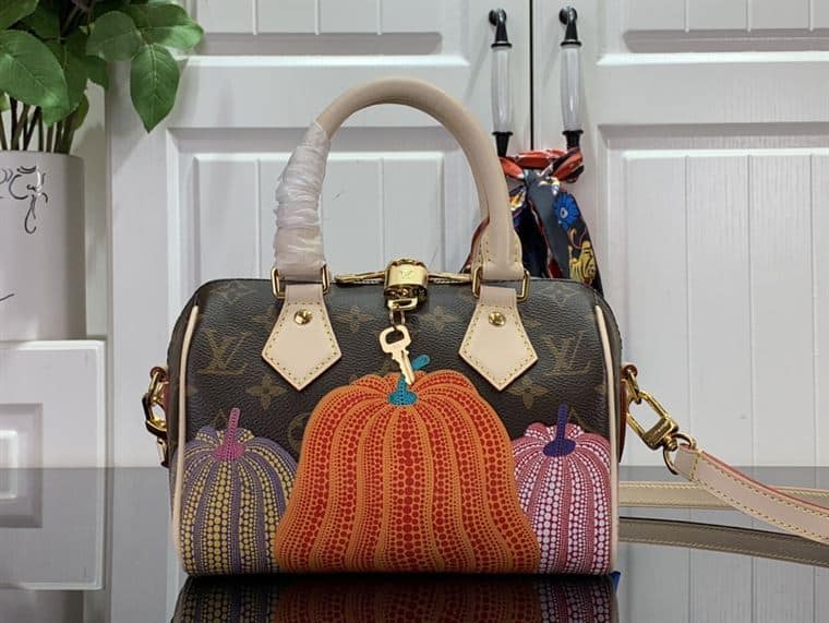 LOUIS VUITTON LV X YK SPEEDY BANDOULIERE 20 MONOGRAM – LW112