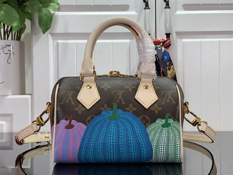LOUIS VUITTON LV X YK SPEEDY BANDOULIERE 20 MONOGRAM – LW112