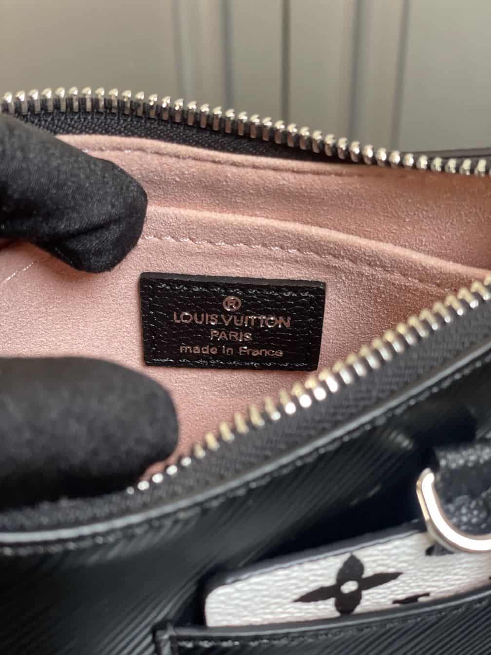 LOUIS VUITTON MARELLINI EPI LEATHER IN BLACK – LW058