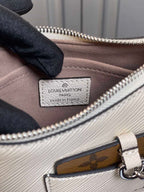 LOUIS VUITTON MARELLINI EPI LEATHER IN QUARTZ – LW057