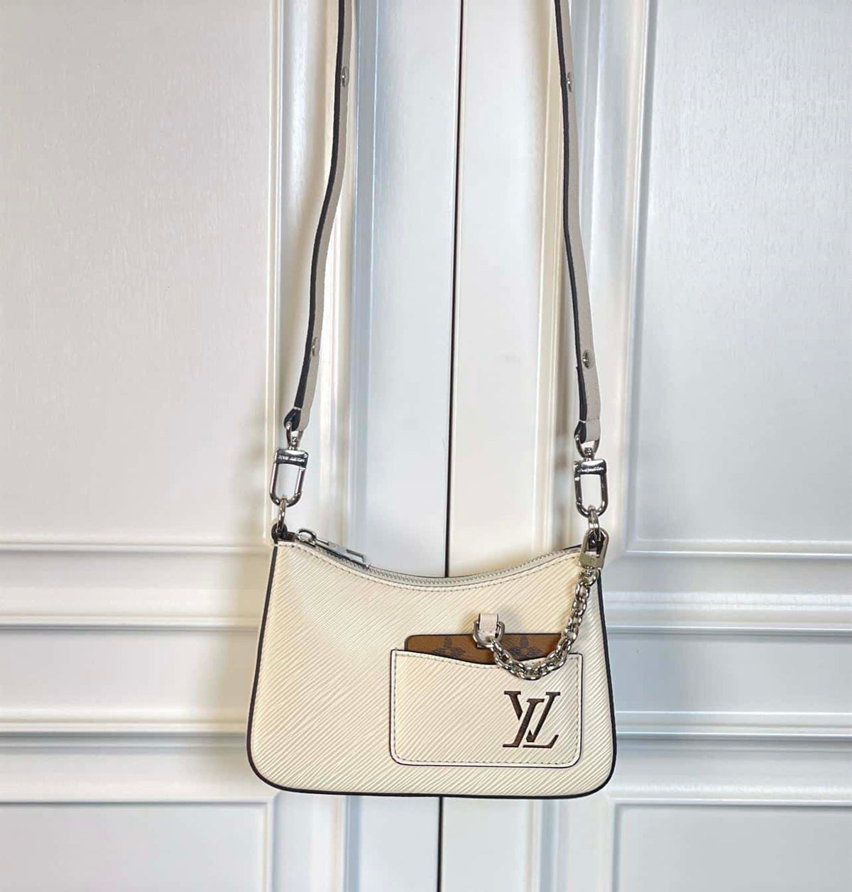 LOUIS VUITTON MARELLINI EPI LEATHER IN QUARTZ – LW057