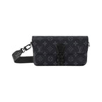 Louis Vuitton Montsouris Wearable Wallet Black – LW132