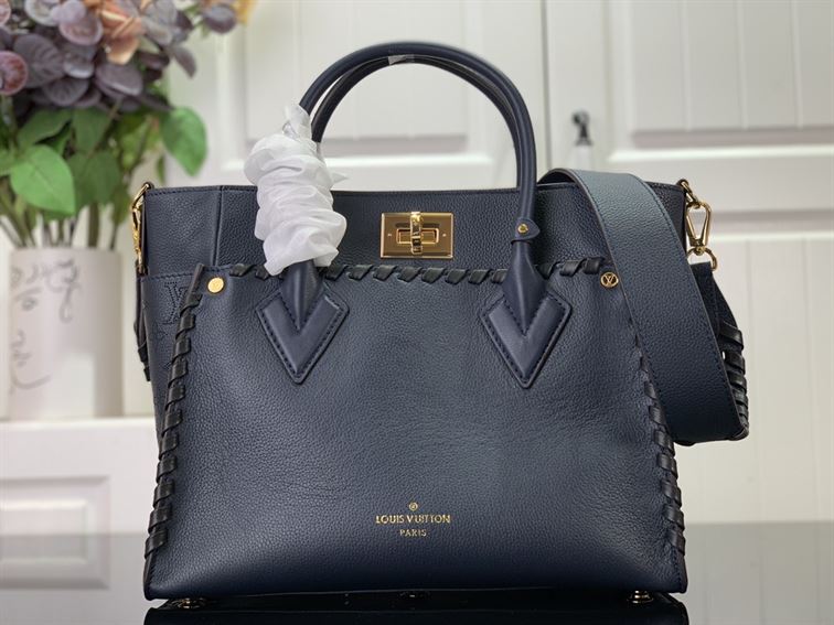 LOUIS VUITTON ON MY SIDE MM BLACK HIGH END LEATHERS – LW082