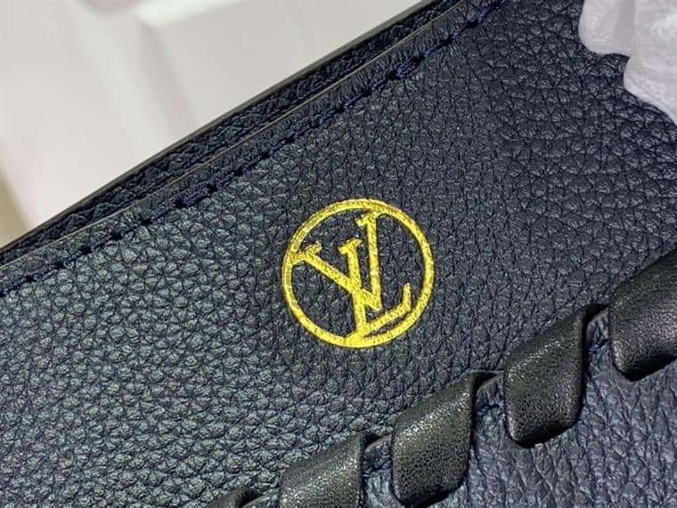 LOUIS VUITTON ON MY SIDE PM HIGH END LEATHERS – LW085