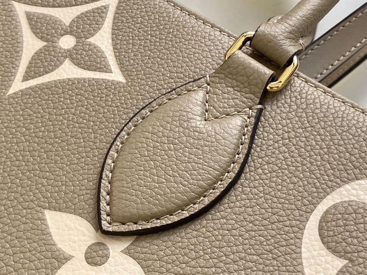 LOUIS VUITTON ONTHEGO MM BICOLOR MONOGRAM EMPREINTE – LW040