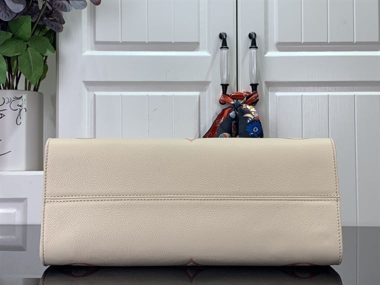 LOUIS VUITTON ONTHEGO MM BICOLOR MONOGRAM EMPREINTE LEATHER – LW121