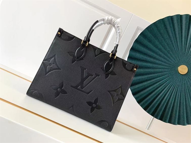 LOUIS VUITTON ONTHEGO MM BLACK MONOGRAM EMPREINTE – LW031