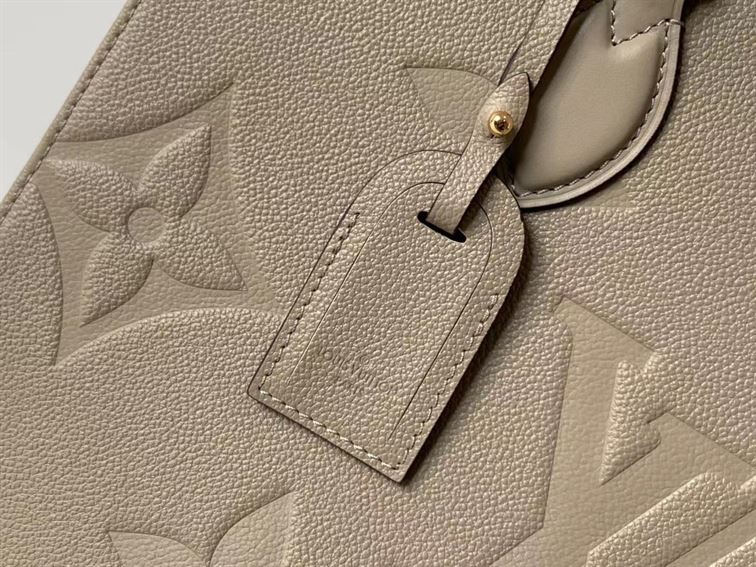 LOUIS VUITTON ONTHEGO MM MONOGRAM EMPREINTE – LW032
