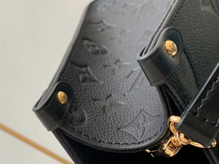 LOUIS VUITTON ONTHEGO PM BLACK MONOGRAM EMPREINTE – LW033