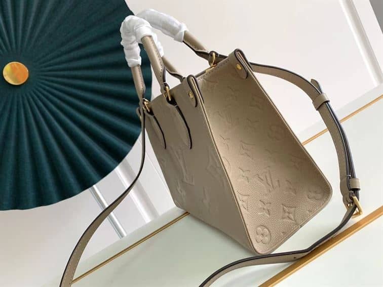 LOUIS VUITTON ONTHEGO PM MONOGRAM EMPREINTE – LW034