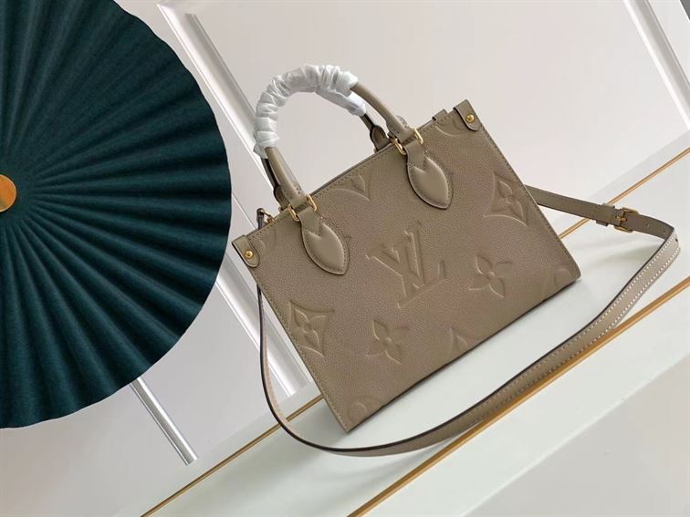 LOUIS VUITTON ONTHEGO PM MONOGRAM EMPREINTE – LW034