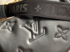 LOUIS VUITTON OVER THE MOON – LW007