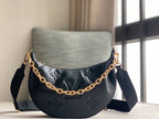 LOUIS VUITTON OVER THE MOON – LW007