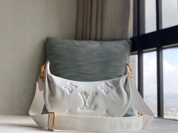 LOUIS VUITTON OVER THE MOON White – LW009