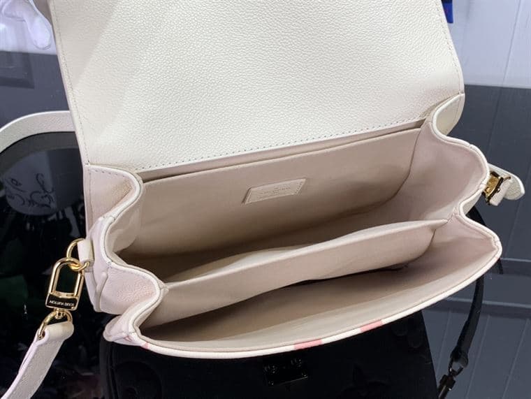 LOUIS VUITTON POCHETTE METIS MONOGRAM EMPREINTE LEATHER – LW124