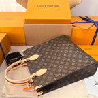 LOUIS VUITTON SAC PLAT PM MONOGRAM – LW130