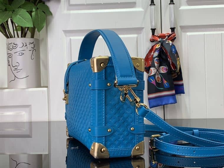 LOUIS VUITTON SIDE TRUNK Blue – LW089