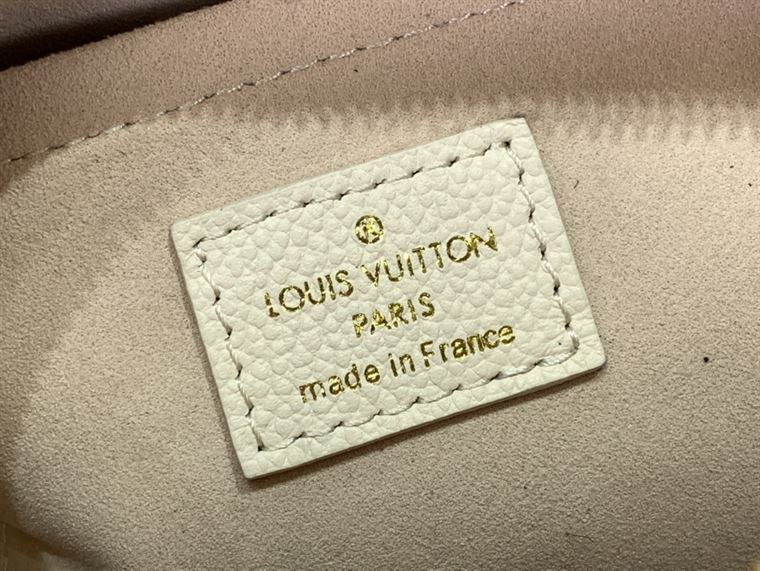 LOUIS VUITTON SPEEDY BANDOULIERE 20 MONOGRAM EMPREINTE LEATHER – LW123