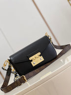 LOUIS VUITTON SWING BAG Black – LW012