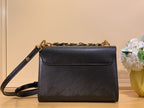 LOUIS VUITTON TWIST MM EPI LEATHER – LW026