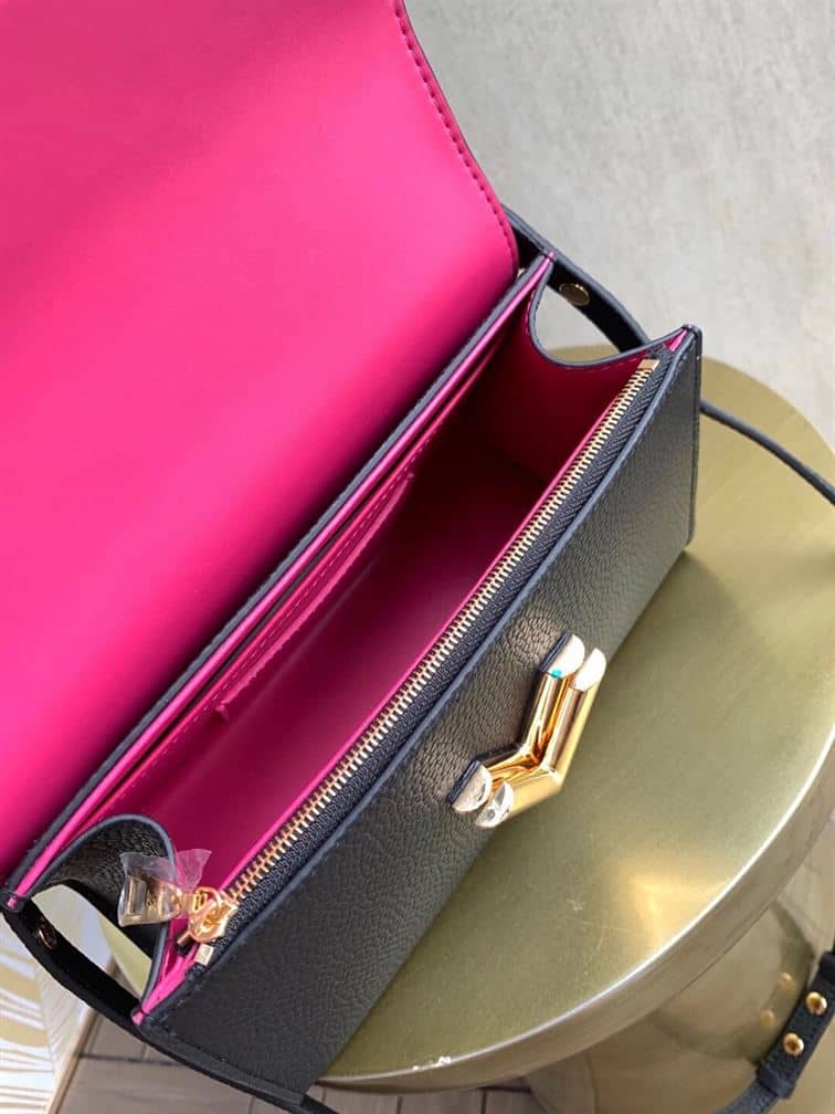 LOUIS VUITTON TWIST ONE HANDLE PM HIGH END LEATHERS – LW016