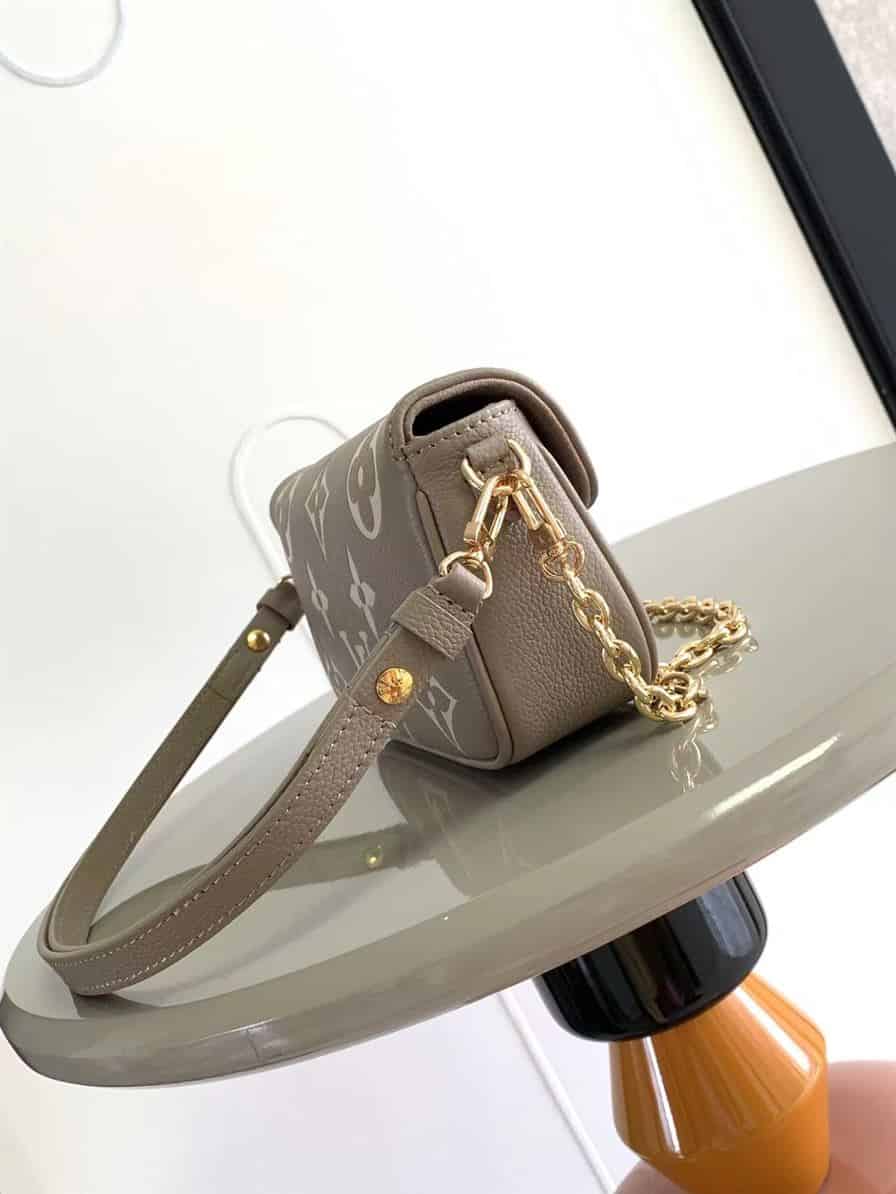 LOUIS VUITTON WALLET ON CHAIN IVY BICOLOR MONOGRAM EMPREINTE LEATHER – LW038