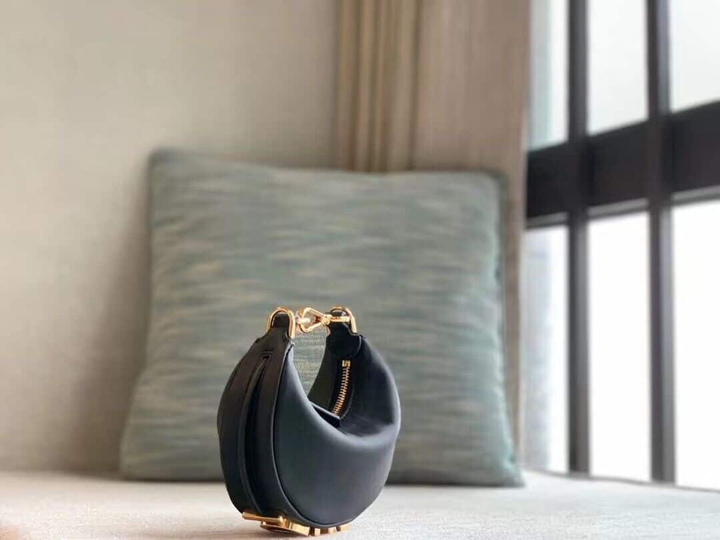 NANO FENDYGRAPHY BLACK LEATHER CHARM – F037