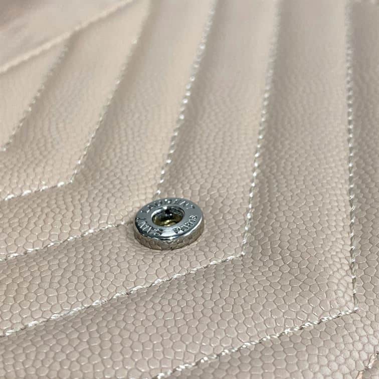 YSL CASSANDRE MATELASSÉ CHAIN WALLET IN GRAIN DE POUDRE EMBOSSED LEATHER – YB031