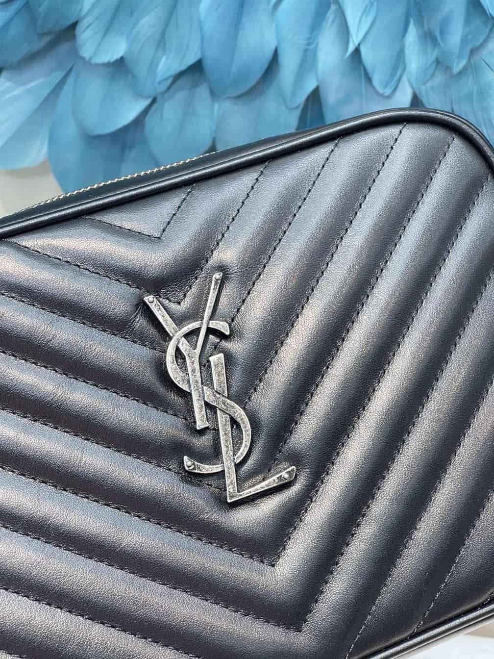 YSL LOU CAMERA BAG IN QUILTED LEATHER – YB049