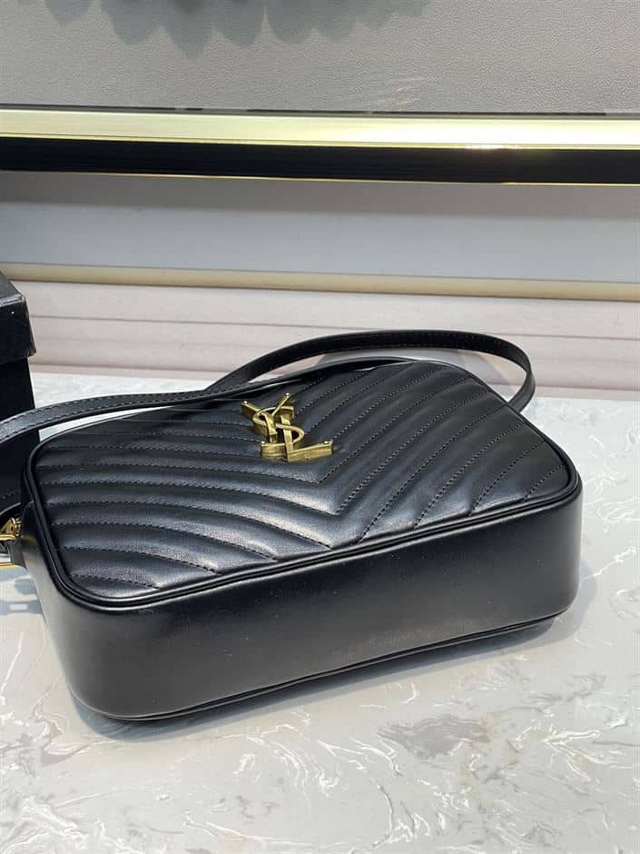 YSL LOU CAMERA BAG IN QUILTED LEATHER – YB050