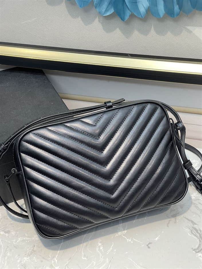 YSL LOU CAMERA BLACK BAG IN QUILTED LEATHER – YB051